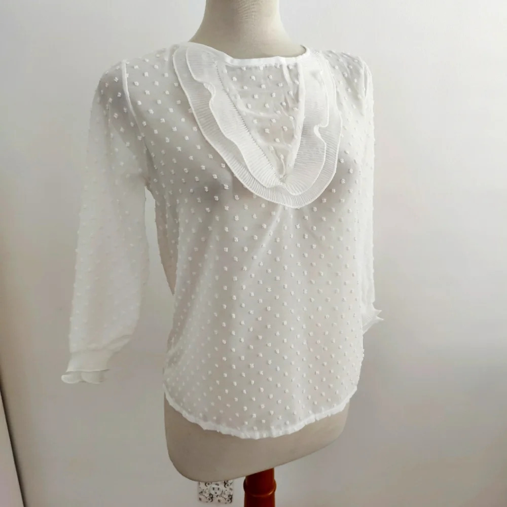 SALE! Swiss Dot Blouse • 3/4 Sleeve • White • Size Small